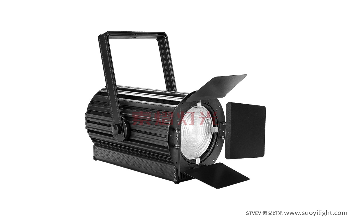 CaliLED Zoom Film and TV Wash Light