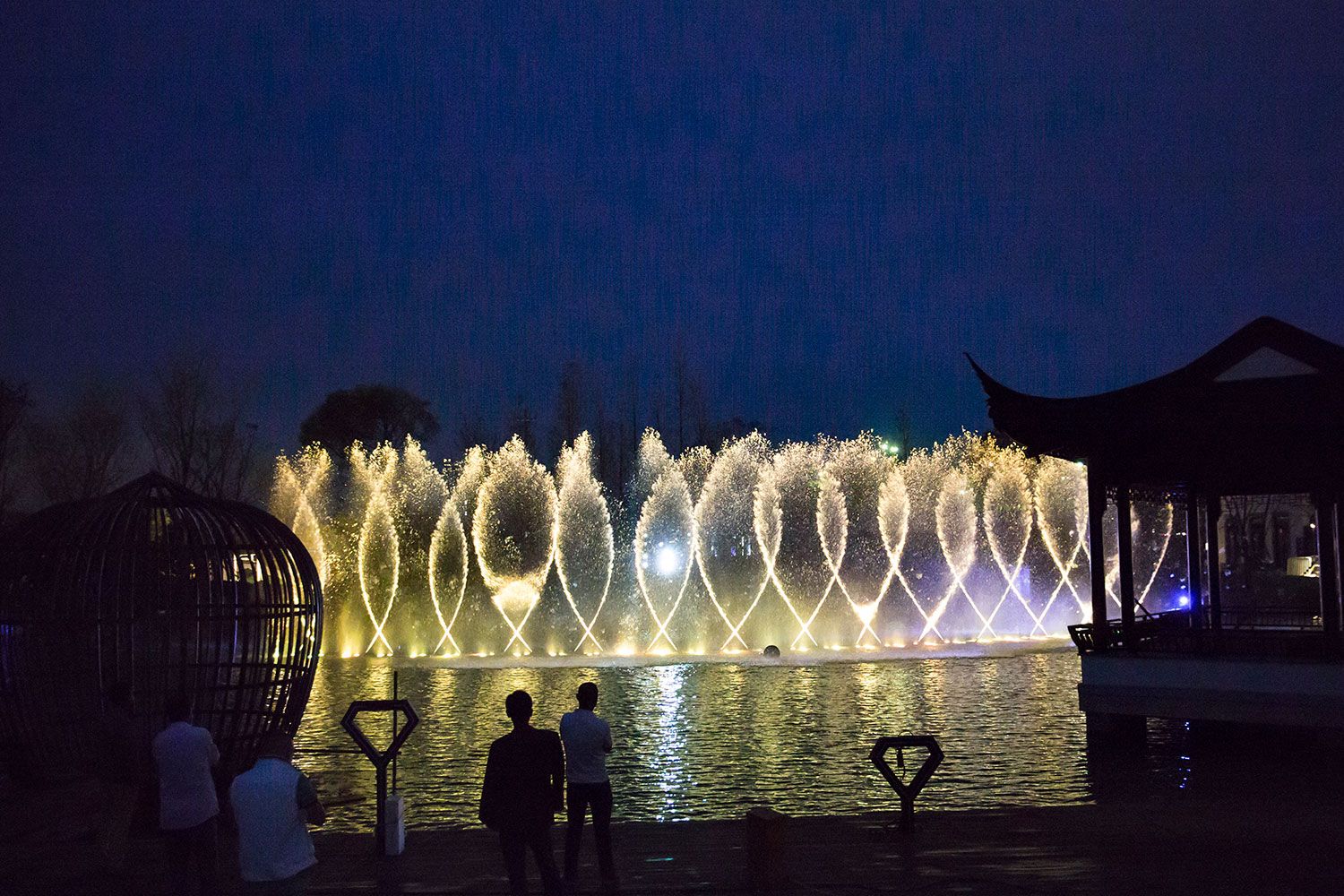 Cali新西塘水街亮化方案